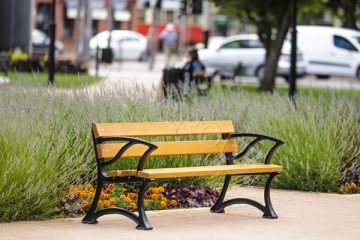 Ławka Łódzka z podłokietnikiem